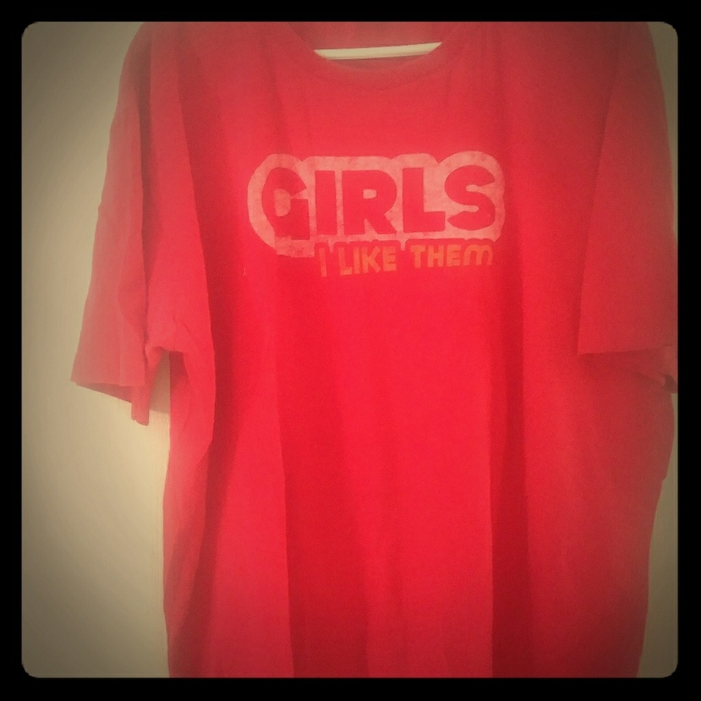 Graphic t-shirt